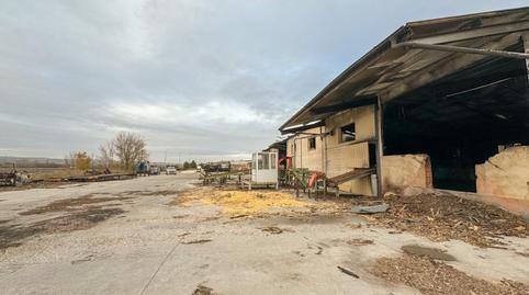 Foto 5 von Fabrikhallen zum Verkauf in Langa de Duero, Soria