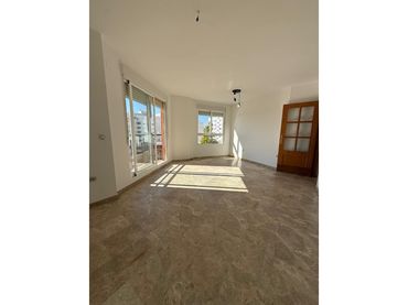 Piso con ascensor en venta en Avenida Jaime Chicharro