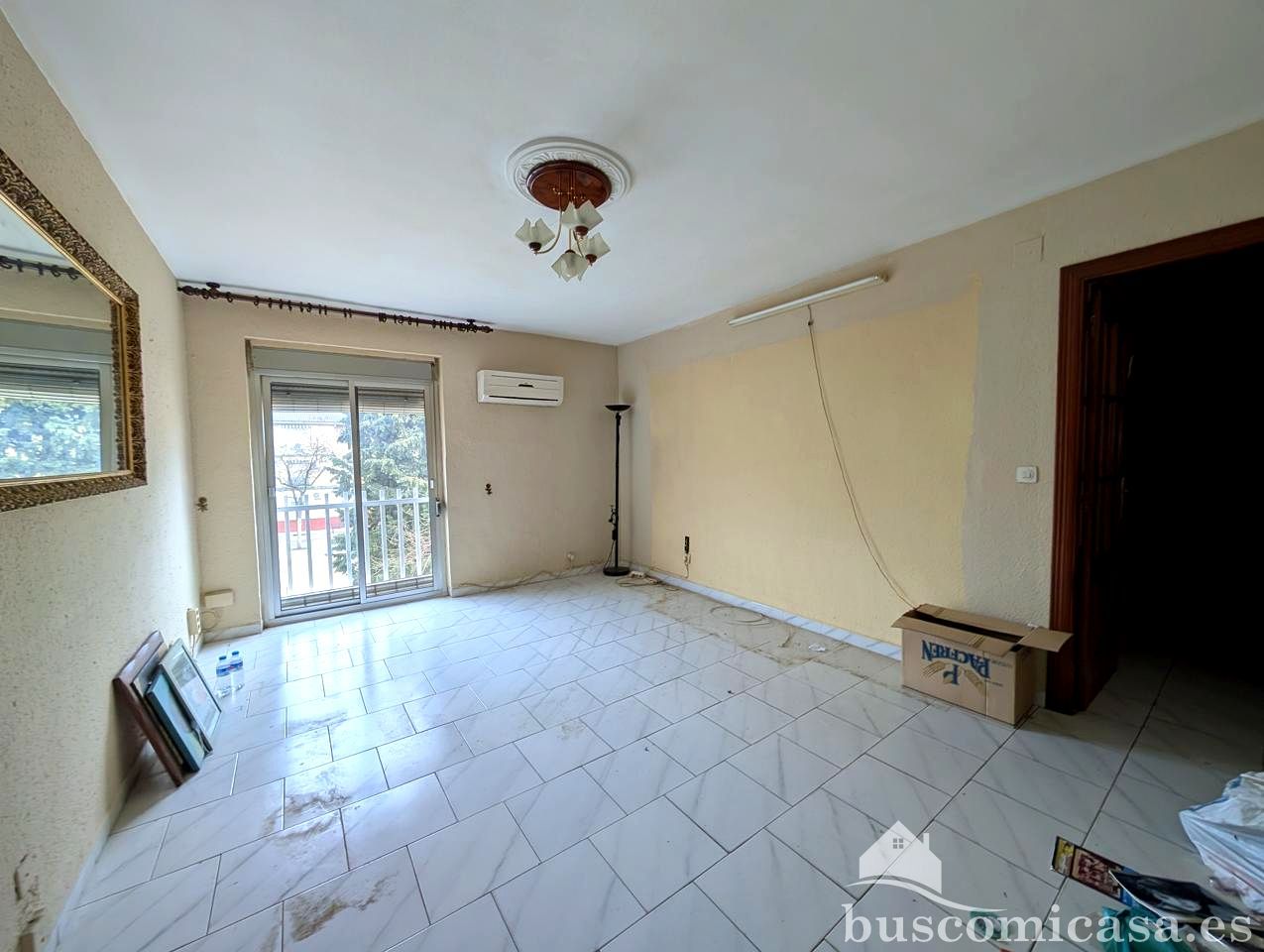 Living room of Flat for sale in Linares  with Air Conditioner and Terrace