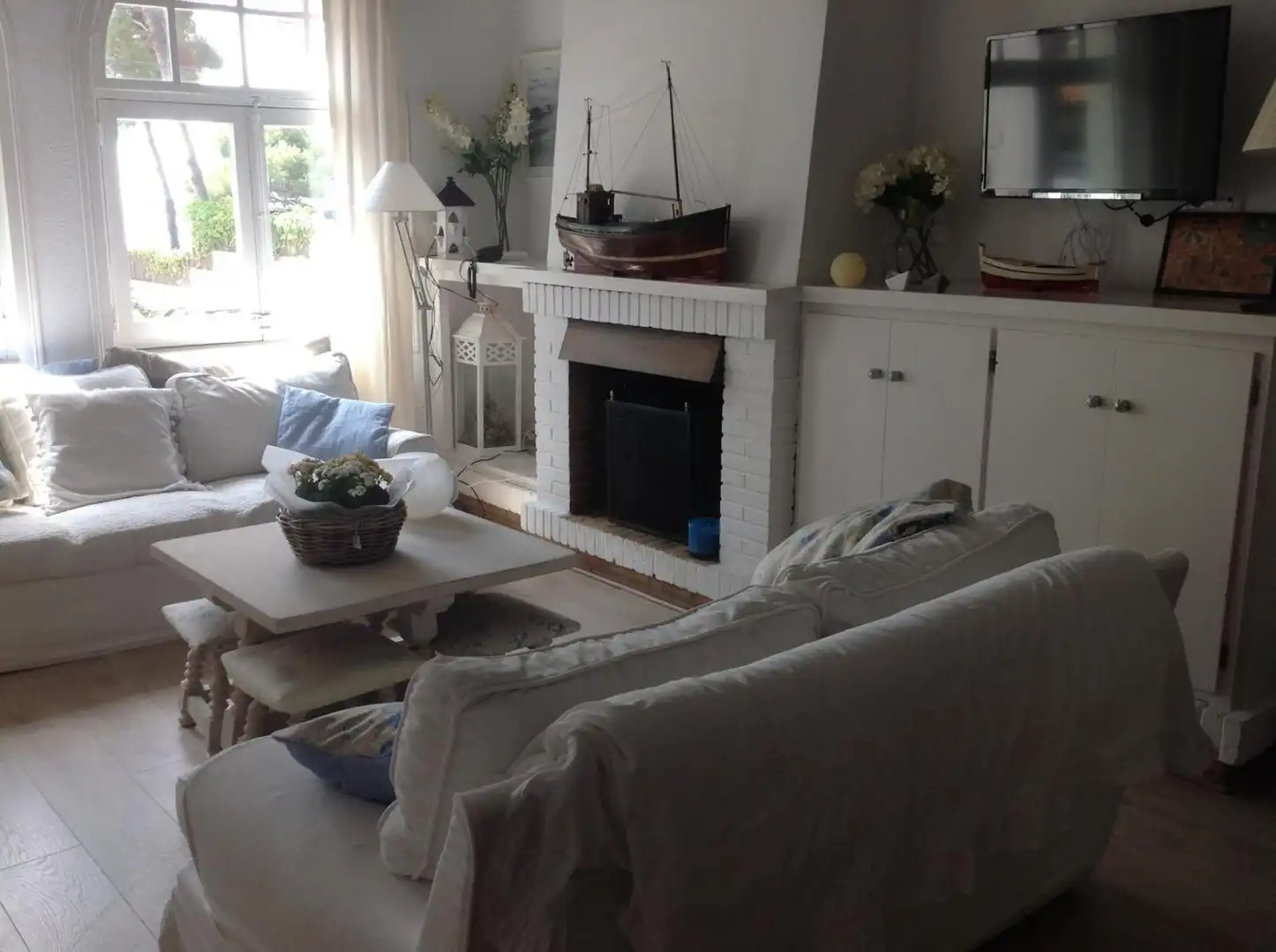 Sala de estar de Casa o chalet de alquiler en Castell d'Aro, Platja d'Aro i s'Agaró con Calefacción y Jardín privado
