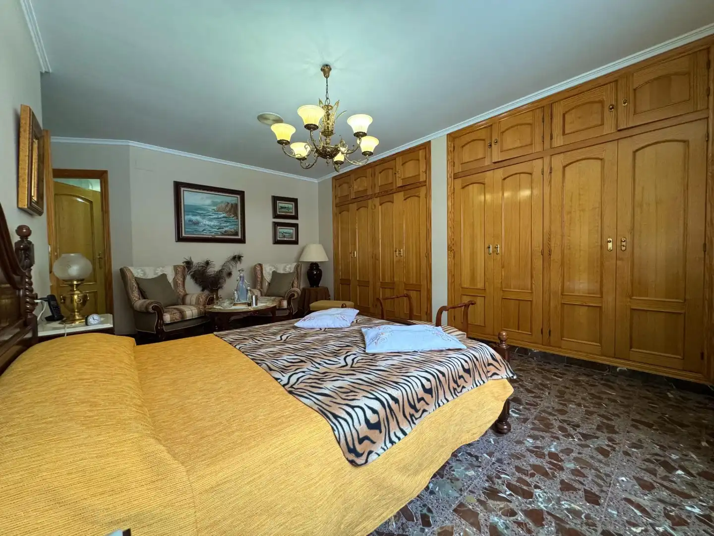 Schlafzimmer von Haus oder Chalet zum Verkauf in Silla mit Klimaanlage, Heizung und Terrasse