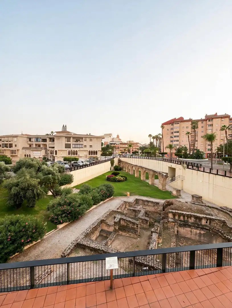 Flat with terrace for sale in Calle FENICIA, imagen 6