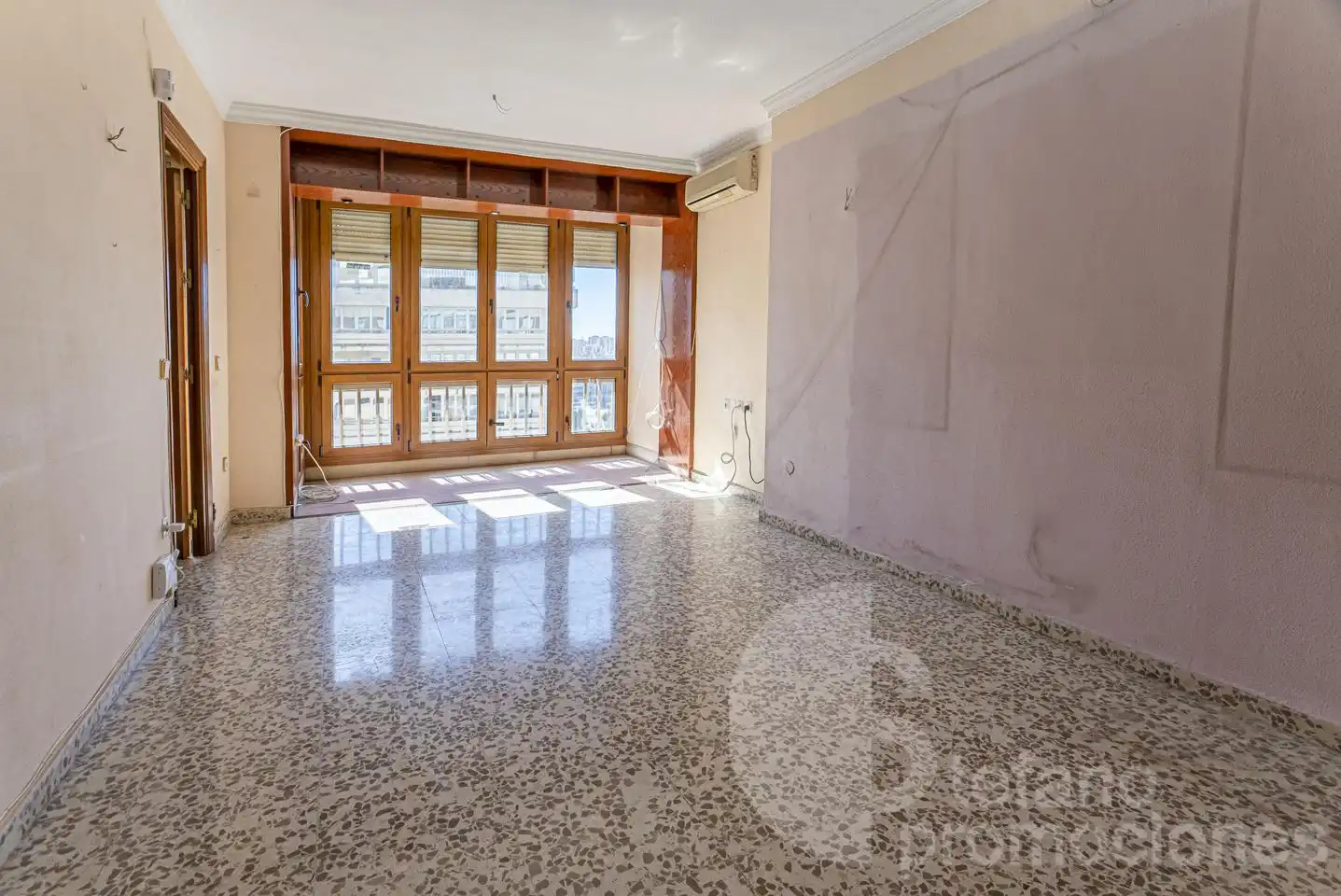 Exterior view of Flat for sale in Málaga  with Air Conditioner, Terrace and Storage room