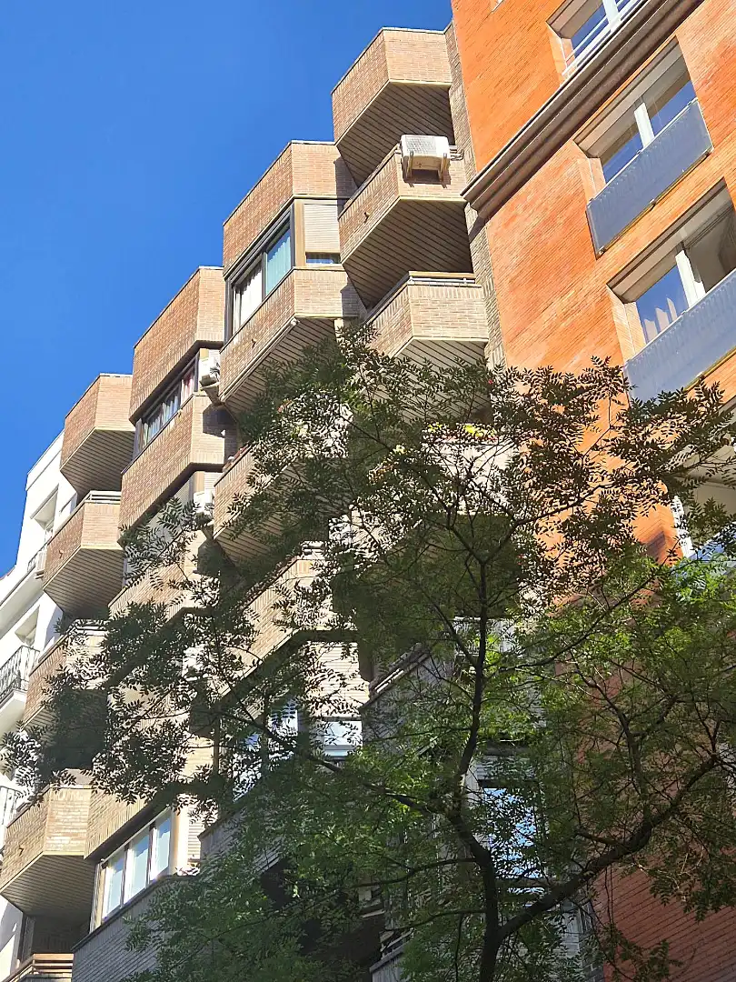 Individuel avec ascenseur à vendre à Calle de García de Paredes
