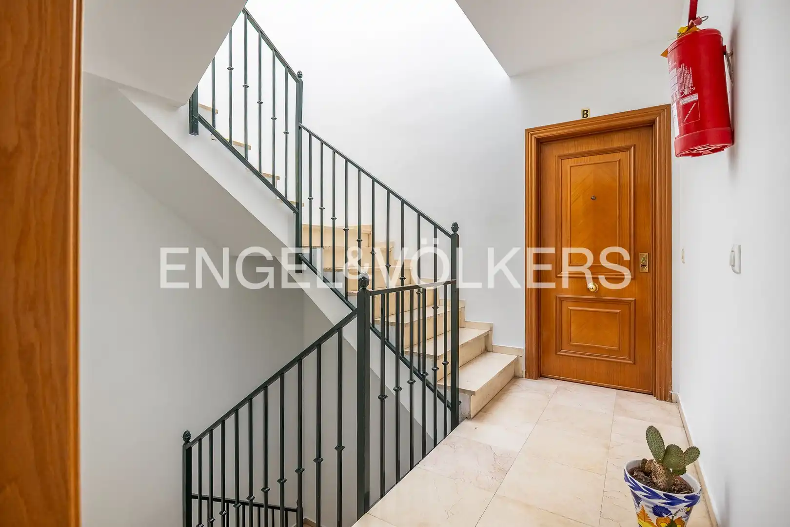 Flat for sale in Casco Antiguo, imagen 2