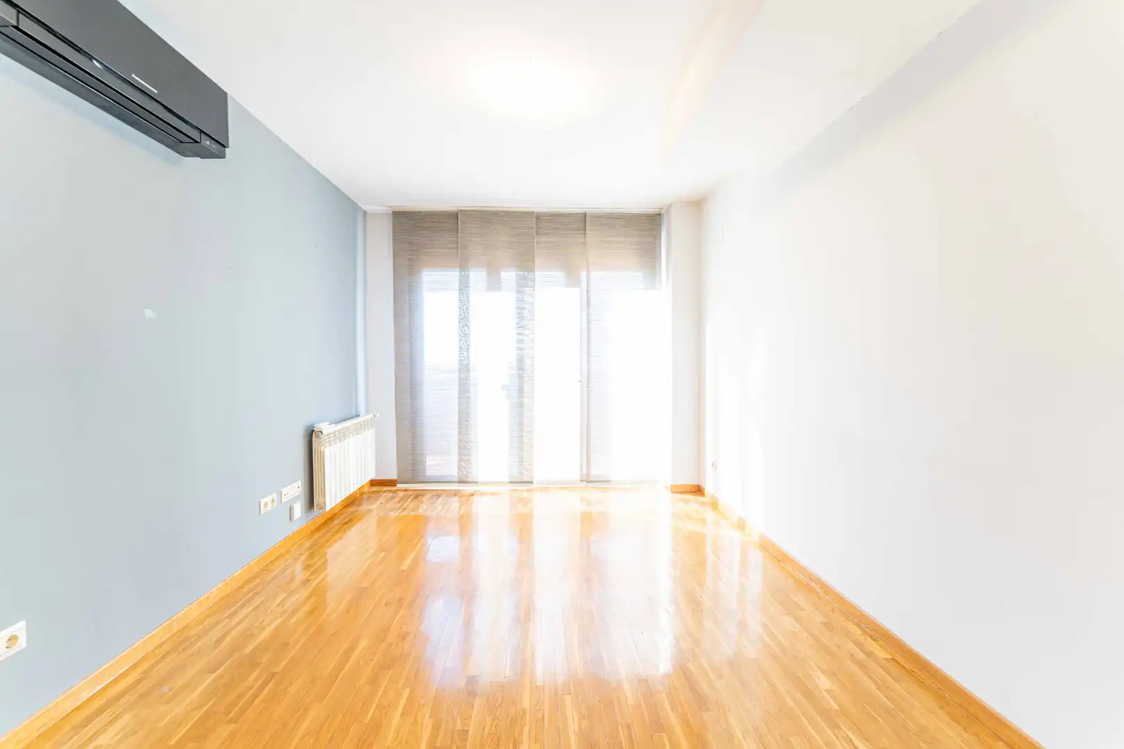 Bedroom of Flat for sale in Arroyomolinos (Madrid)  with Air Conditioner, Heating and Private garden