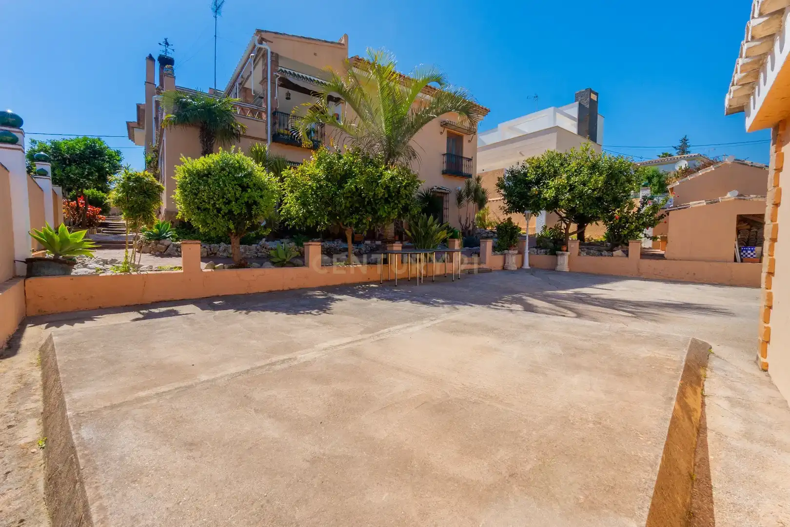 Vista exterior de Casa o chalet en venta en Torremolinos con Aire acondicionado, Jardín privado y Trastero
