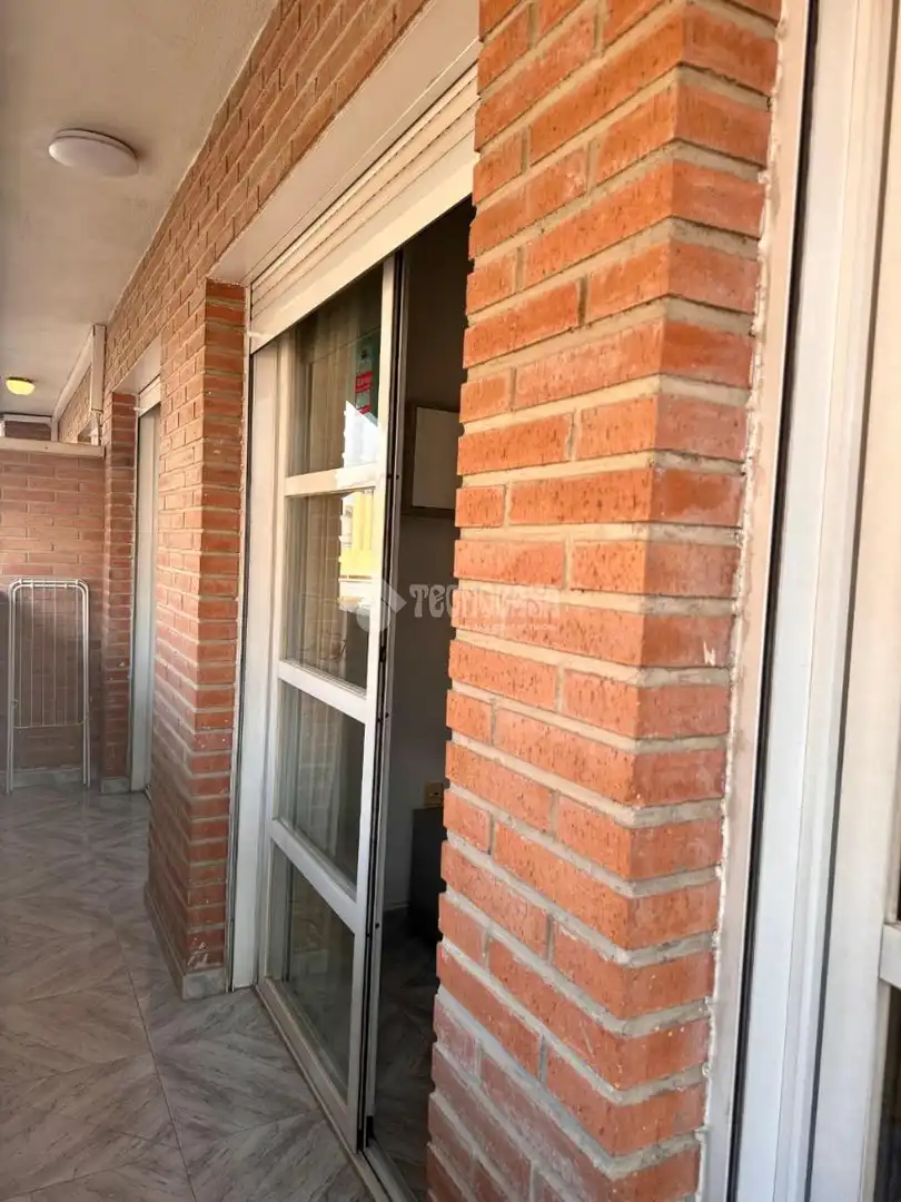 Ático con ascensor en alquiler en C. Álvarez Quintero, imagen 4