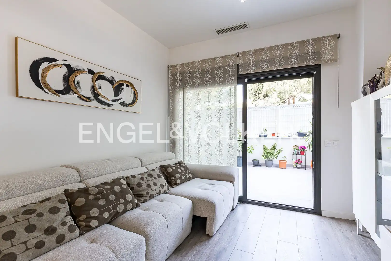 Living room of Apartments for sale in Pallejà  with Air Conditioner, Heating and Terrace
