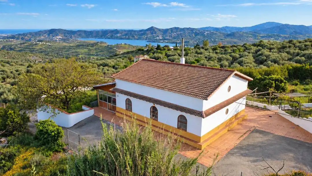 Casa con piscina in vendita a Camino del Rio Seco 1