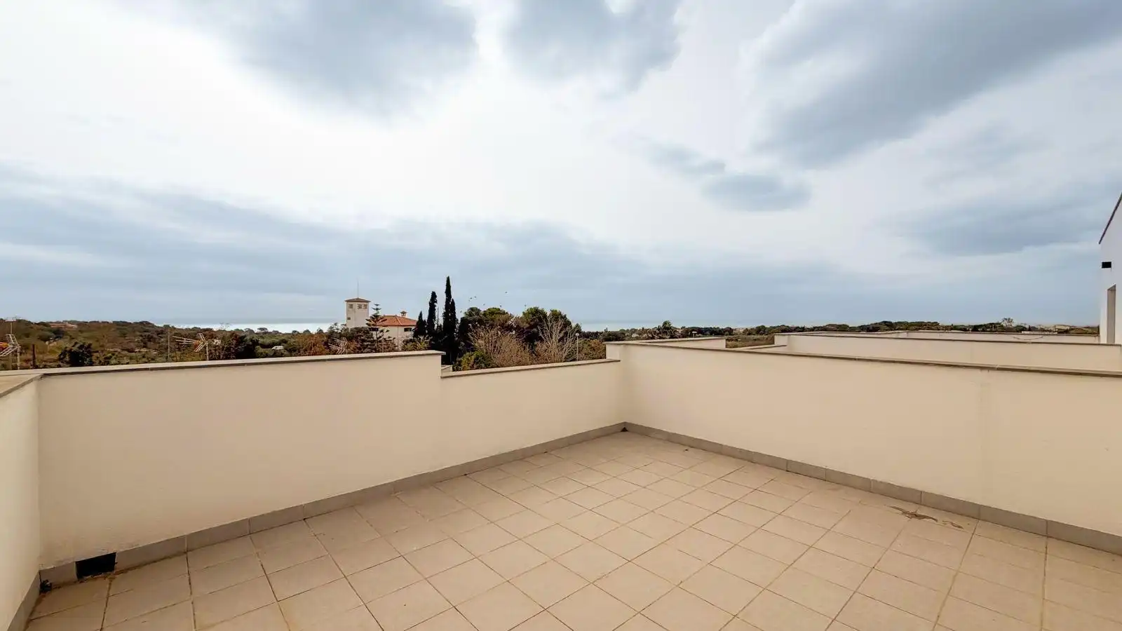 Terrassa de Casa adosada de lloguer en Vilanova i la Geltrú amb Aire condicionat, Calefacció i Terrassa