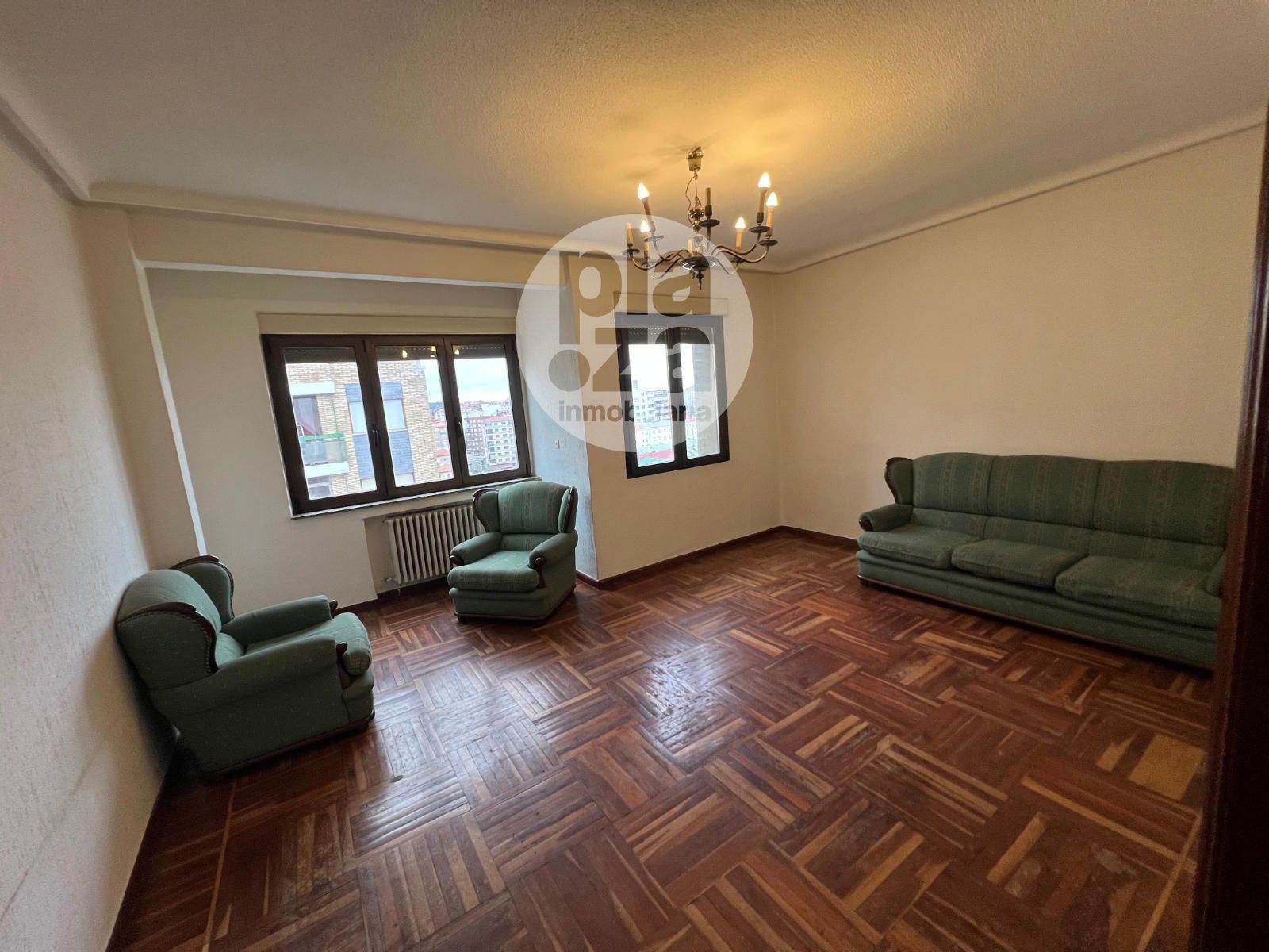 Living room of Flat for sale in Burgos Capital  with Heating and Storage room