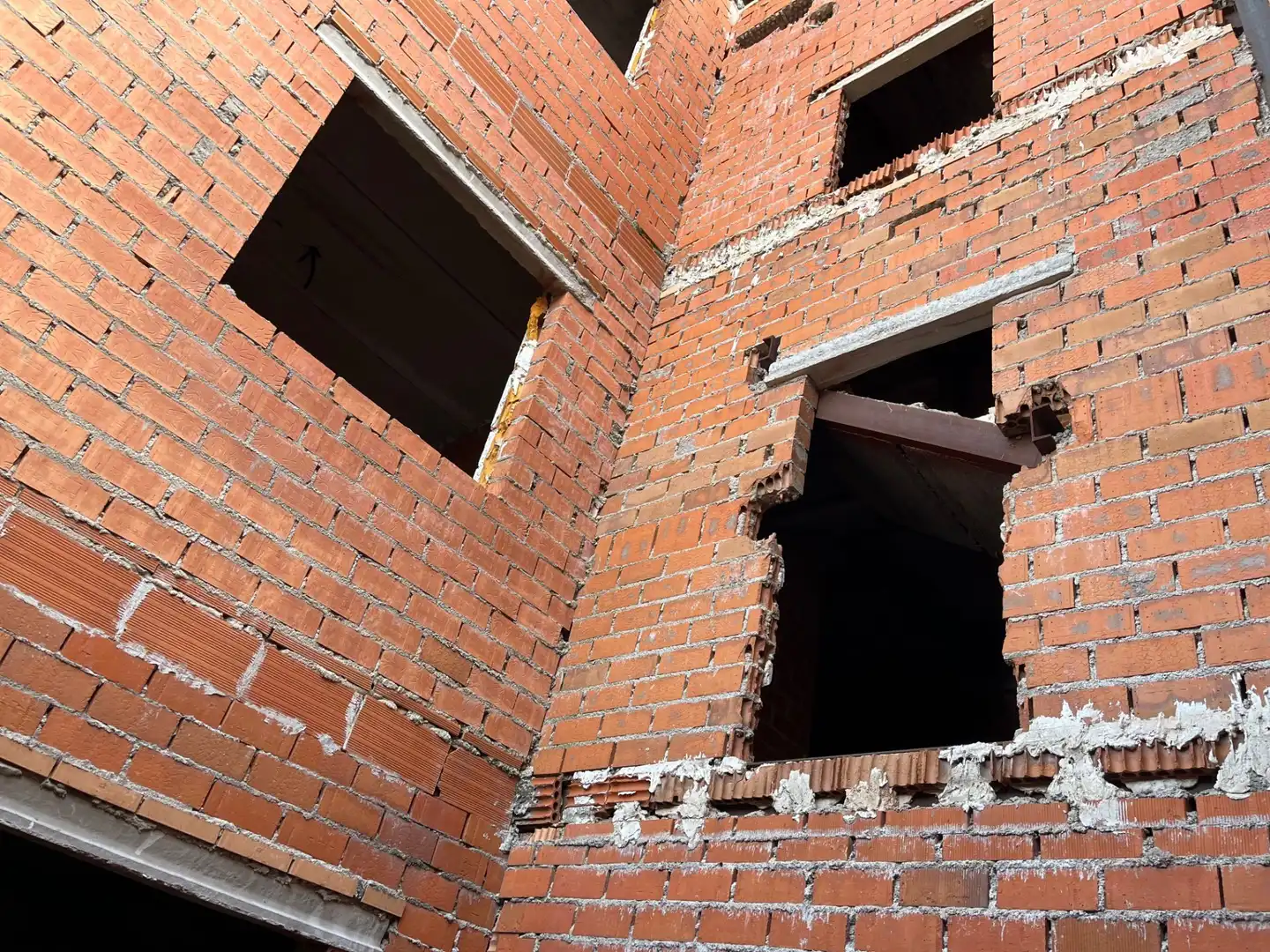 Buildings for sale in LAS PERALERAS, 8, El Tiemblo