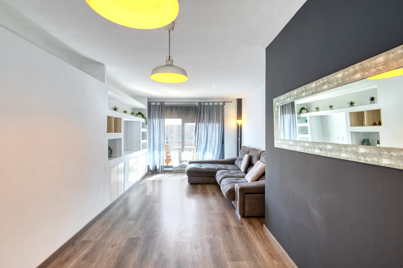 Wohnung zur Miete in Calle Músico Vicente Spiteri, PAU 5
