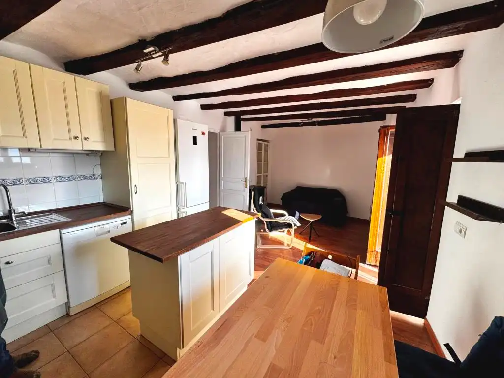 Casa adosada en venta en Calle de los Serranos de Aparicio, 11, Cretas
