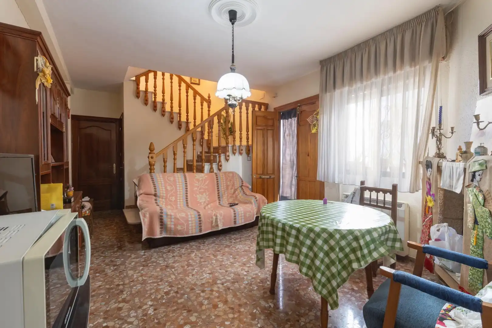Sala de estar de Casa o chalet en venta en Campotéjar con Aire acondicionado y Amueblado