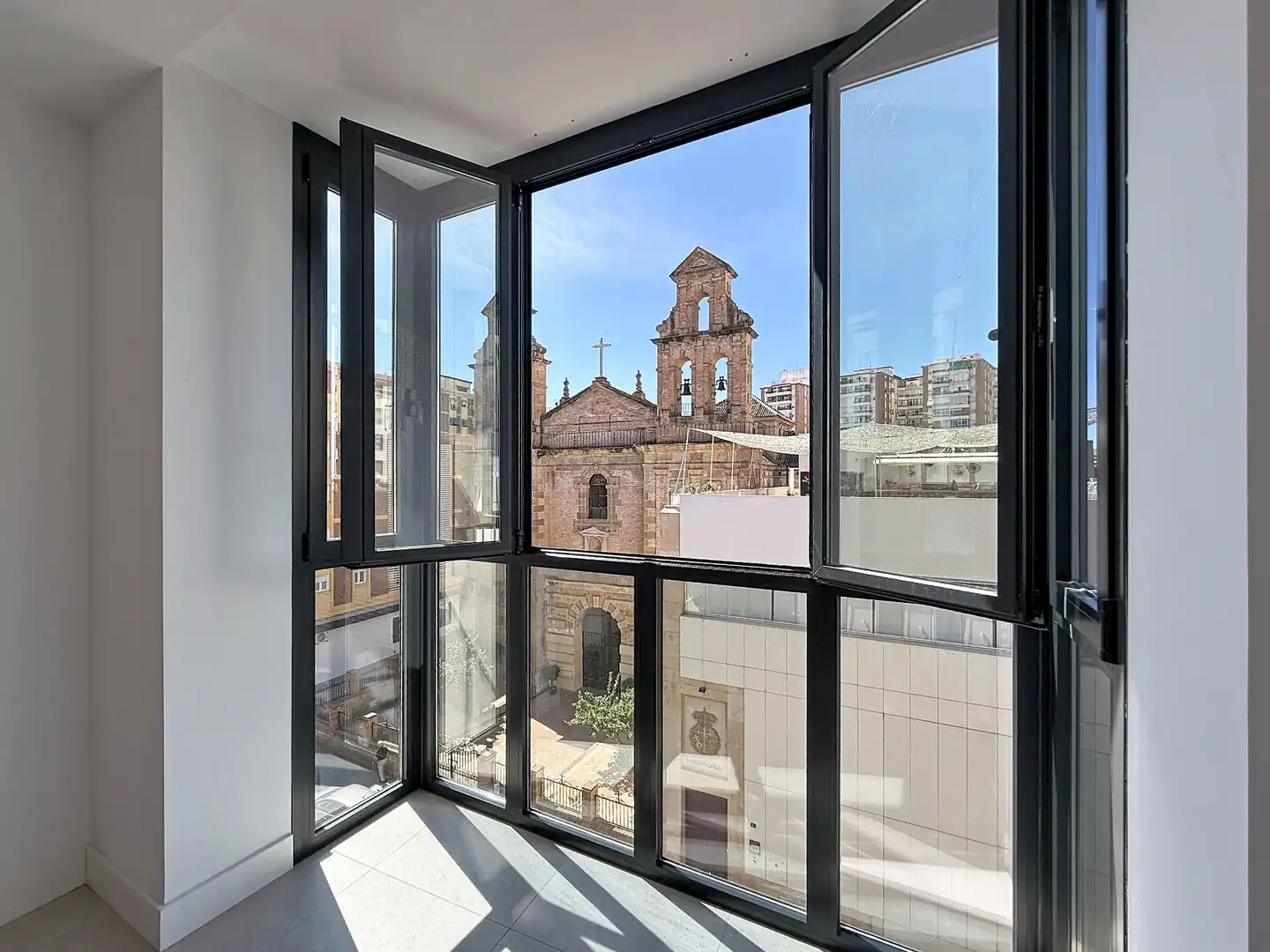 Flat with lift to rent in Calle Ancha del Carmen, imagen 2