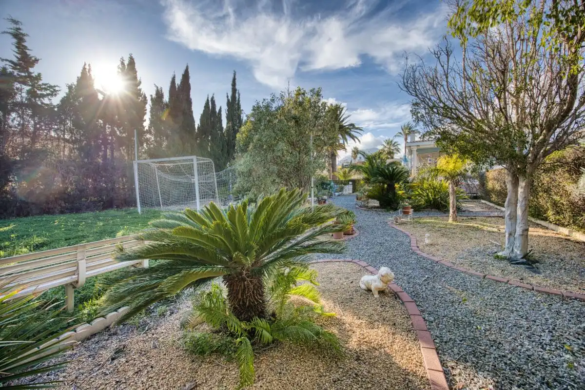 Jardín de Casa o chalet en venta en L'Alfàs del Pi con Aire acondicionado, Calefacción y Jardín privado