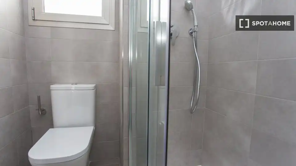 Flat with terrace to rent in L'Eixample, imagen 3