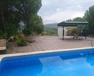 Swimming pool of House or chalet for sale in  Córdoba Capital  with Air Conditioner, Heating and Private garden