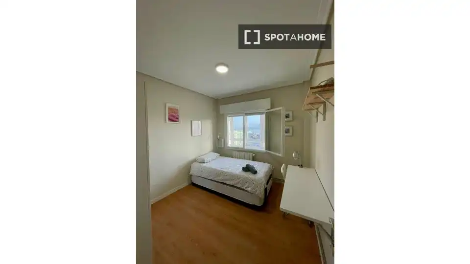 Habitación de Piso para compartir en Santander con Aire acondicionado, Calefacción y Terraza