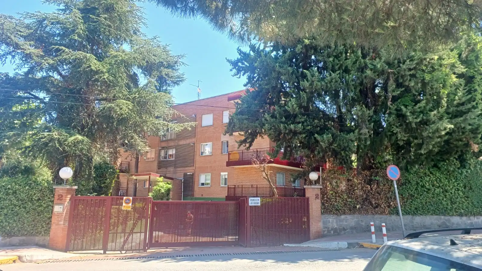 Außenansicht von Wohnung zum Verkauf in Collado Villalba mit Heizung, Parkett und Terrasse