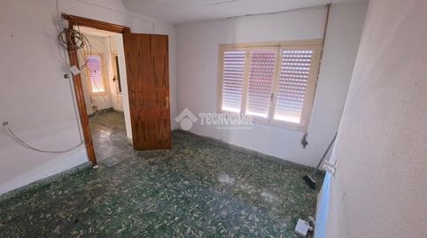 Foto 2 de Piso en venta en C. Elda, Carolinas Bajas, Alicante / Alacant