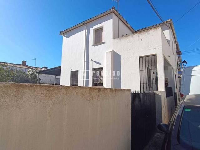 Casa-chalet en Venta en Pizarra
