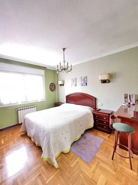 Schlafzimmer von Wohnung zum Verkauf in Gijón  mit Heizung, Parkett und Terrasse