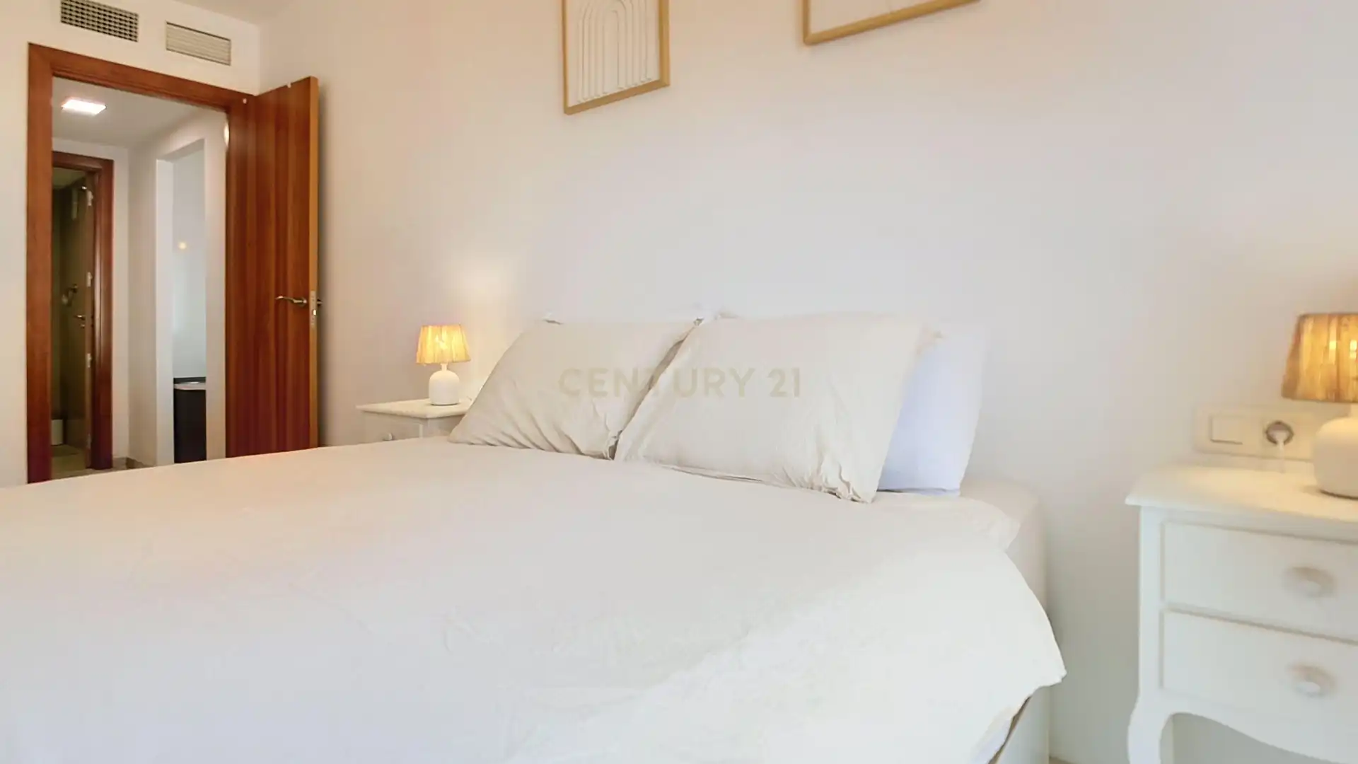 Schlafzimmer von Wohnungen zur Miete in Mijas mit Klimaanlage, Ofen und Waschmaschine