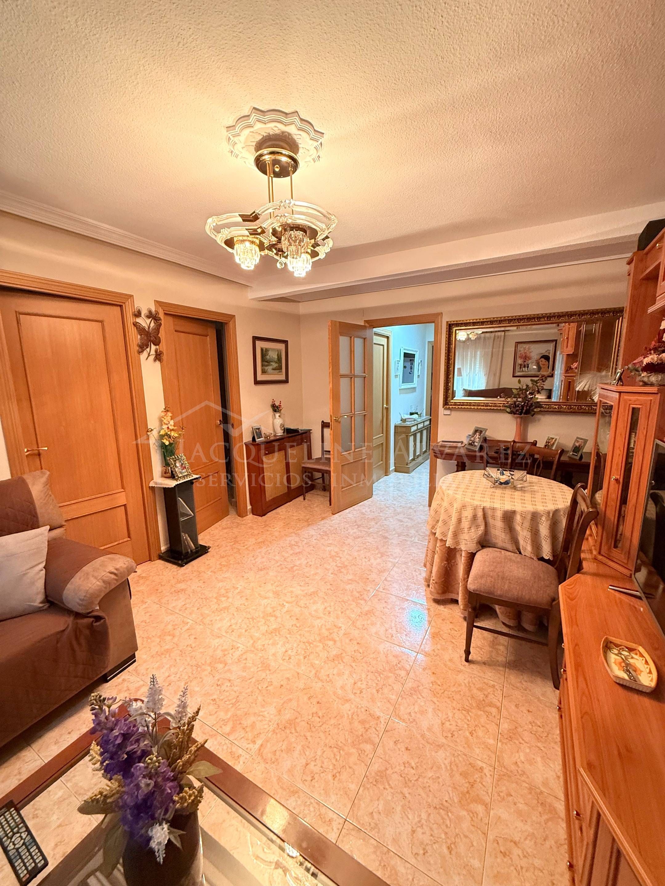 Flat for sale in Parla  with Air Conditioner, Heating and Terrace