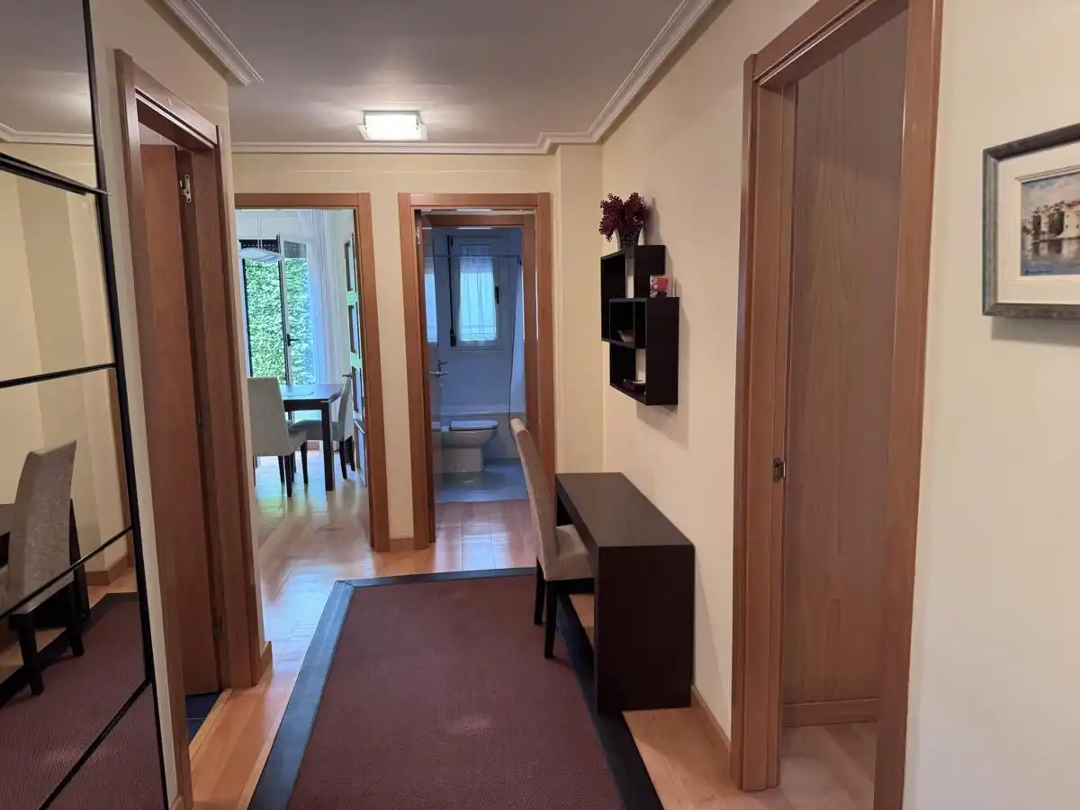 Wohnung zum Verkauf in Llanes mit Heizung, Privatgarten und Terrasse