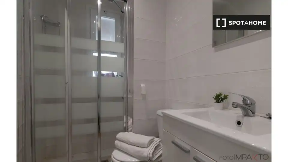 Habitación en Almenara -Ventilla