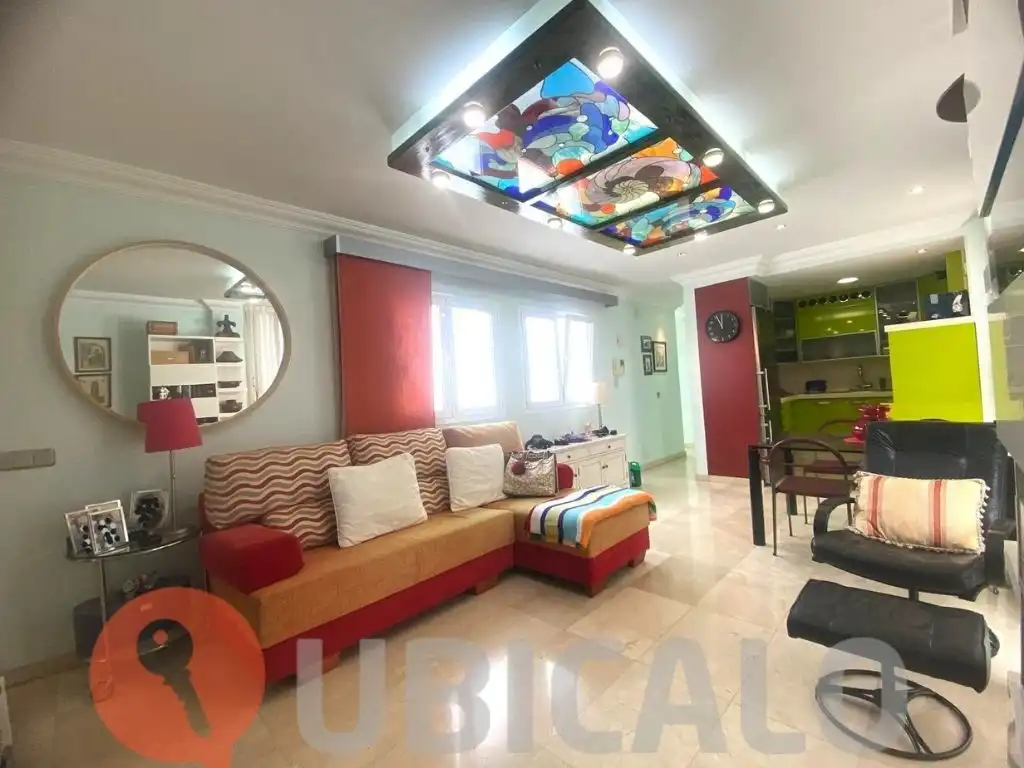 Sala d'estar de Àtic en venda en San Cristóbal de la Laguna amb Moblat, Forn i Rentadora