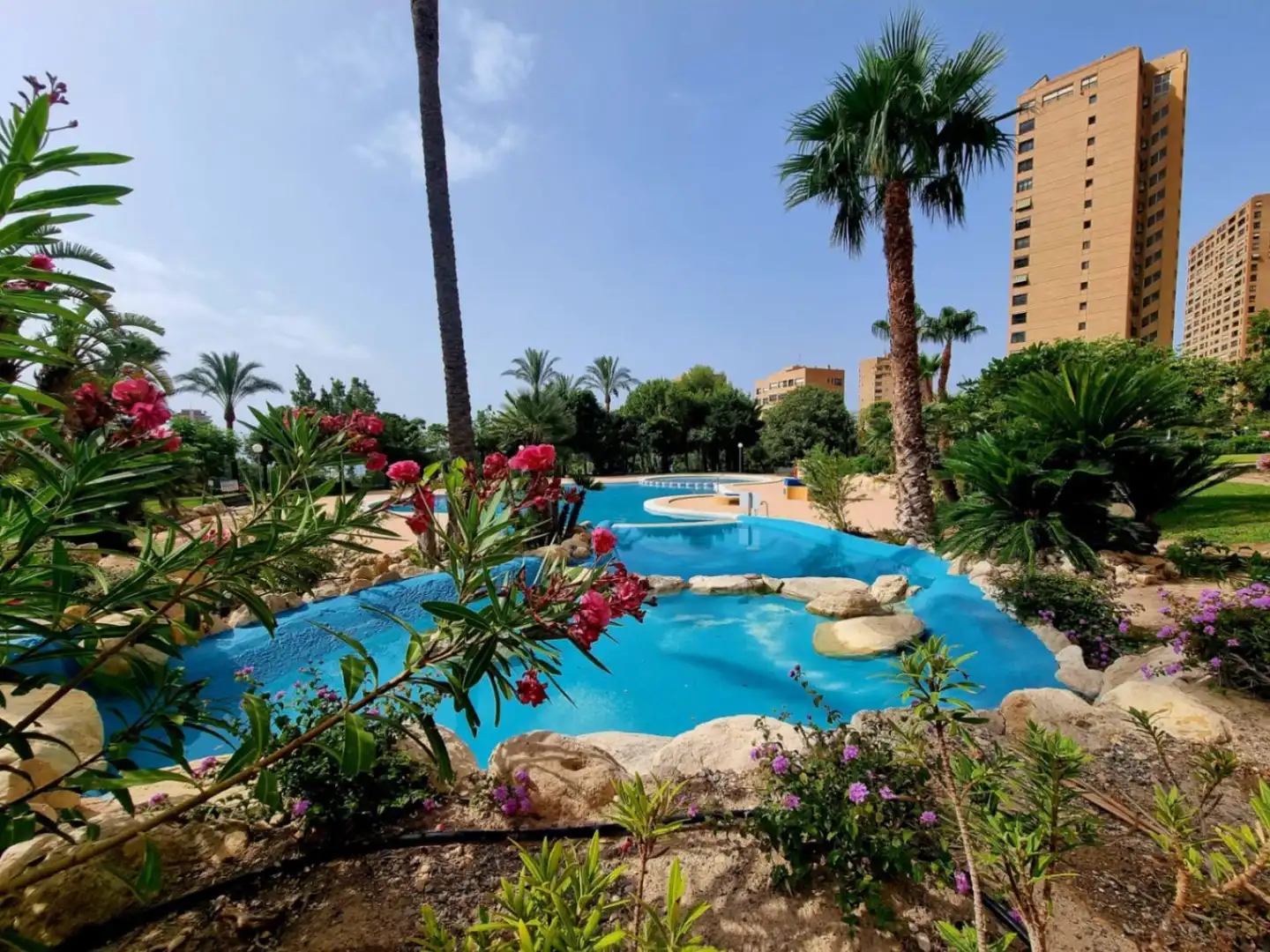 Appartamento con piscina in vendita a Playa de Poniente, imagen 4