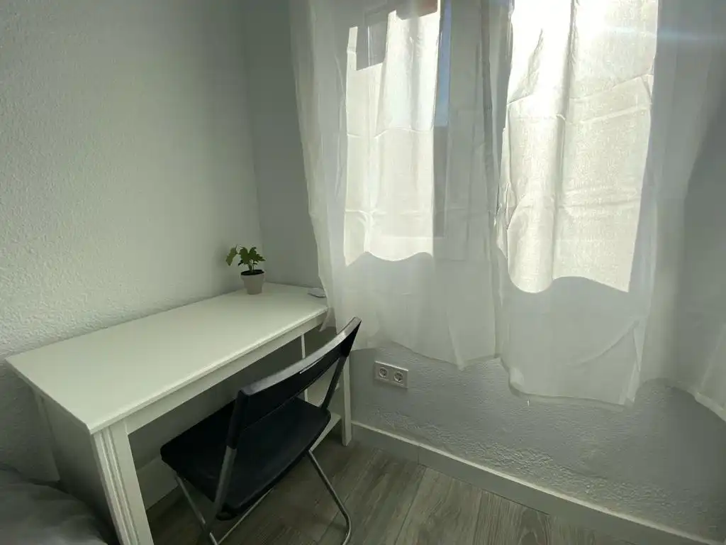 Bedroom of Flat for rent in Madrid  with Heating, Furnished and Oven