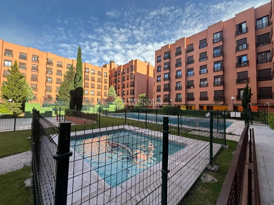 Flat with pool for sale in San Blas