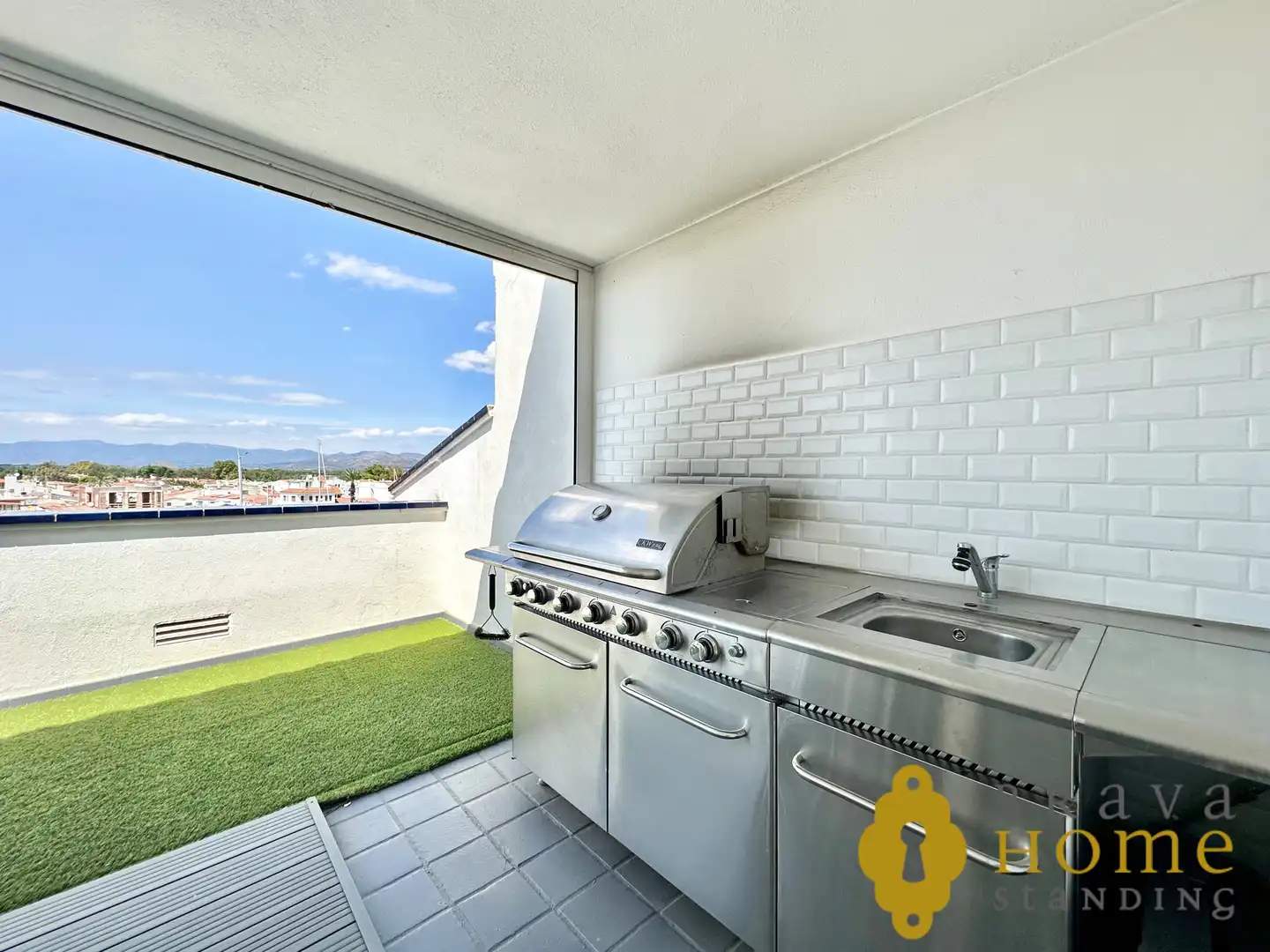 Terrasse von Dachboden zum Verkauf in Empuriabrava mit Klimaanlage, Terrasse und Möbliert