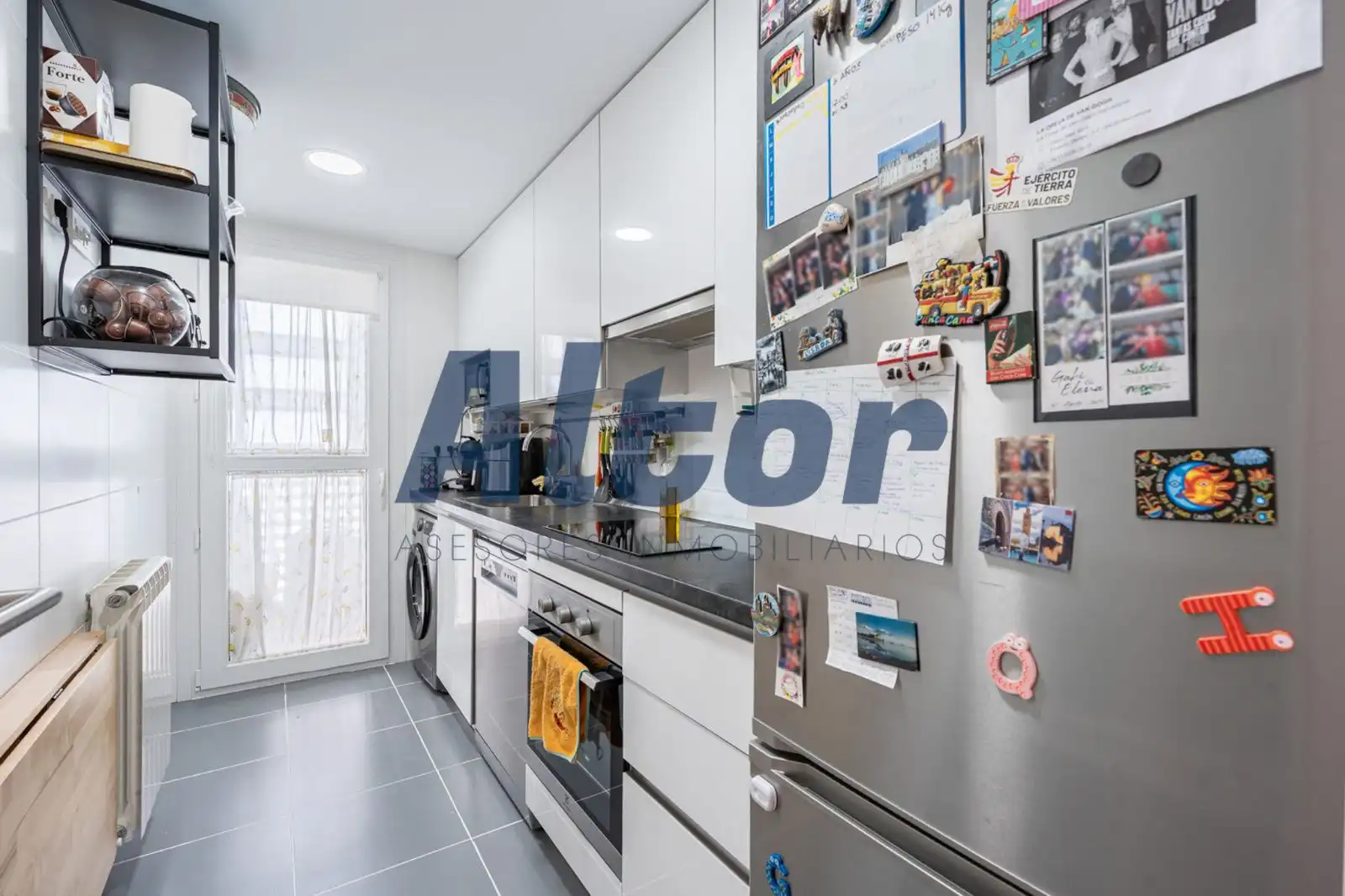 Kitchen of Flat for sale in Madrid  with Air Conditioner, Heating and Terrace