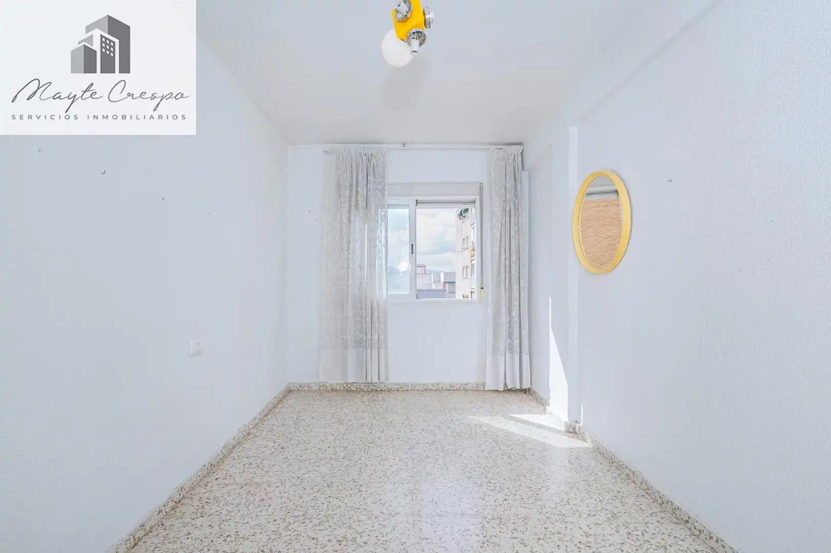 Habitación de Piso en venta en Granada con Aire acondicionado y Balcón