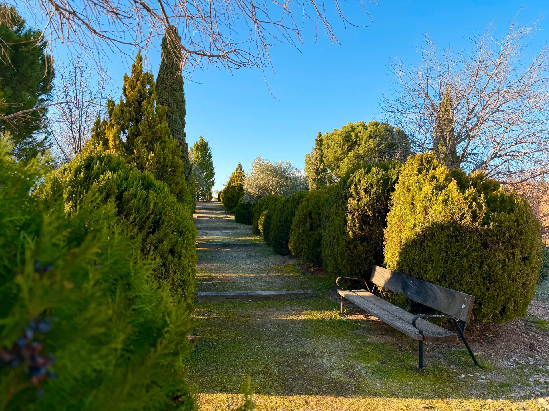 Garden of Houses for sale in  Toledo Capital  with Air Conditioner, Heating and Private garden