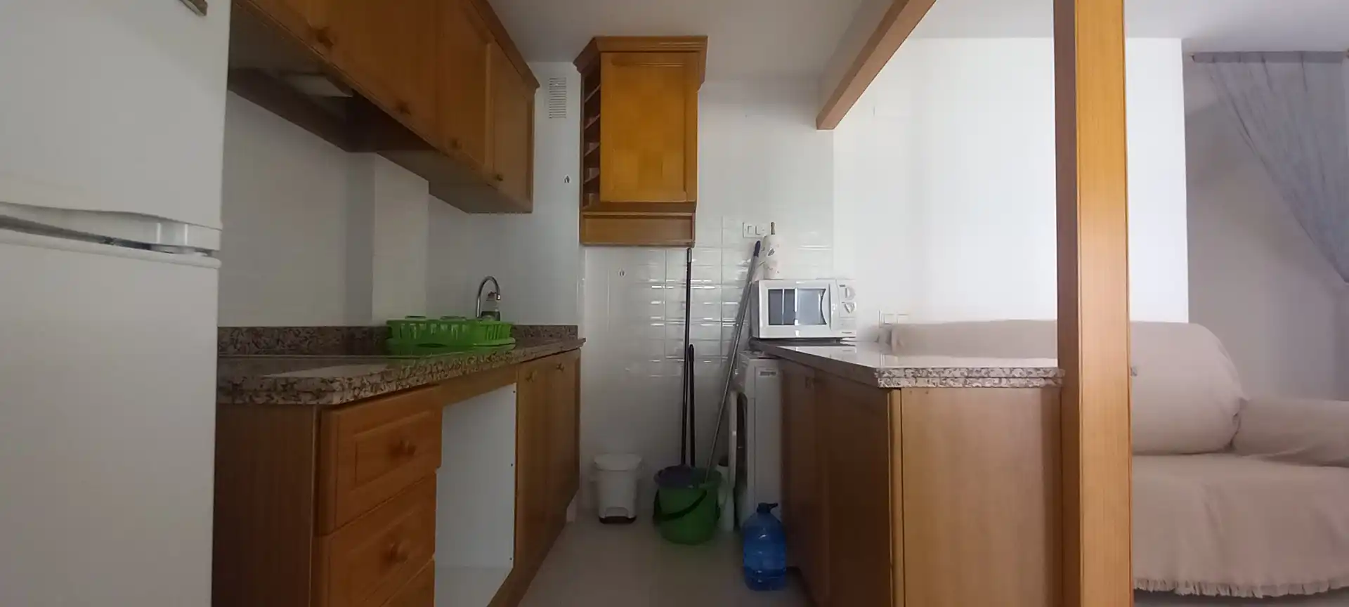 Cocina de Apartamento de alquiler en Gandia con Aire acondicionado, Calefacción y Amueblado