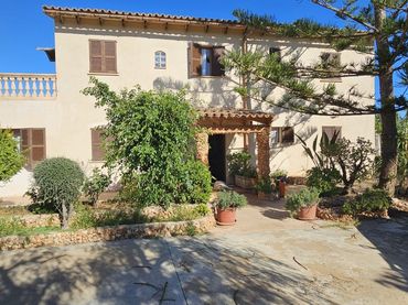 Maison rustique avec piscine à vendre à Manacor Centre