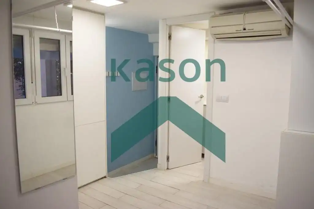 Piso en venta en Madrid con Aire acondicionado, Calefacción y Trastero