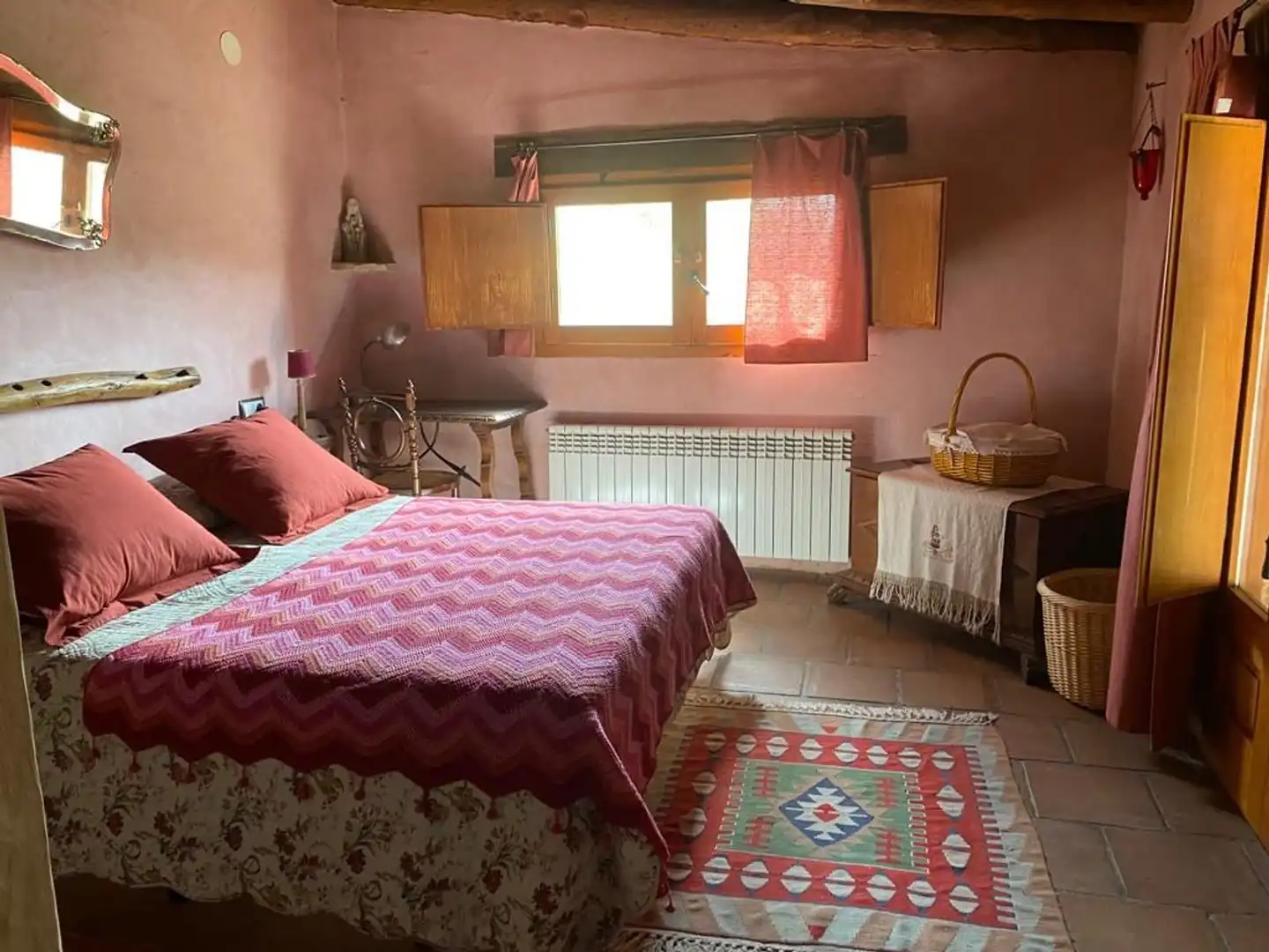 Schlafzimmer von Country house zum Verkauf in Morella mit Privatgarten, Terrasse und Balkon