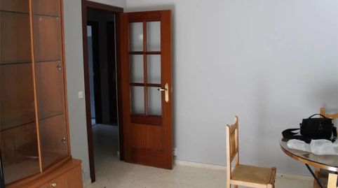 Foto 5 de Piso en venta en Avenida Sinforiano Madroñero, 28, Valdepasillas - La Paz - Huerta Rosales, Badajoz Capital