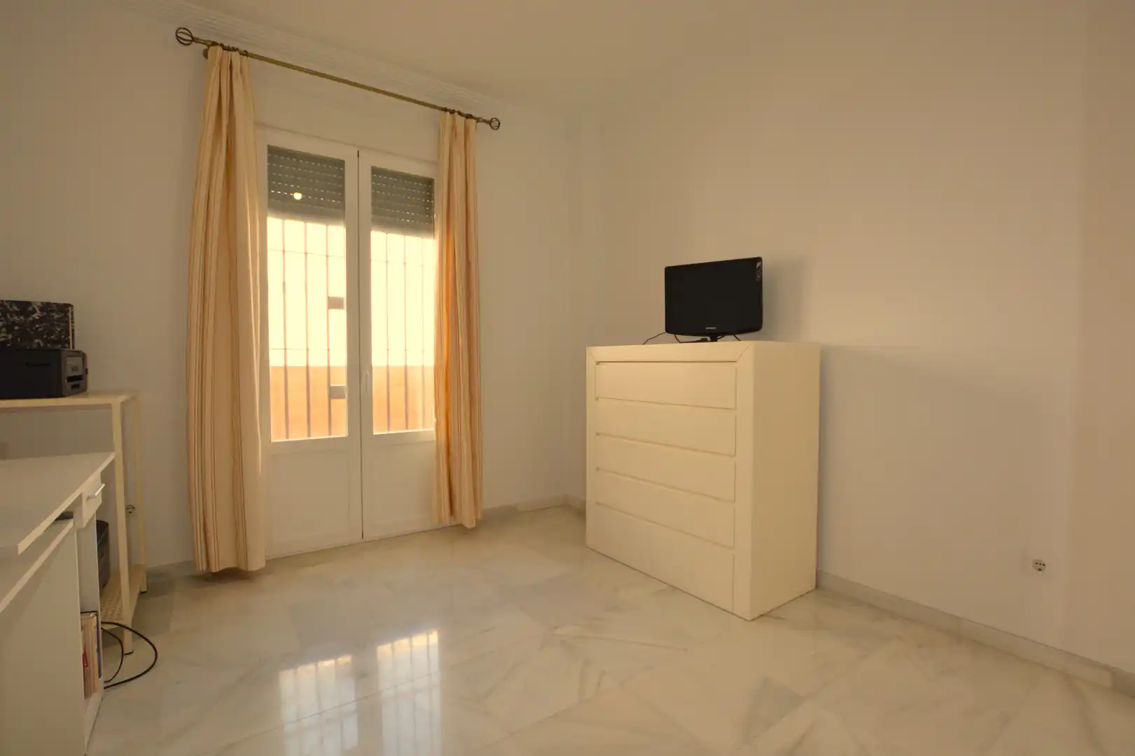 Bedroom of Detached homes for sale in La Algaba  with Air Conditioner, Heating and Terrace