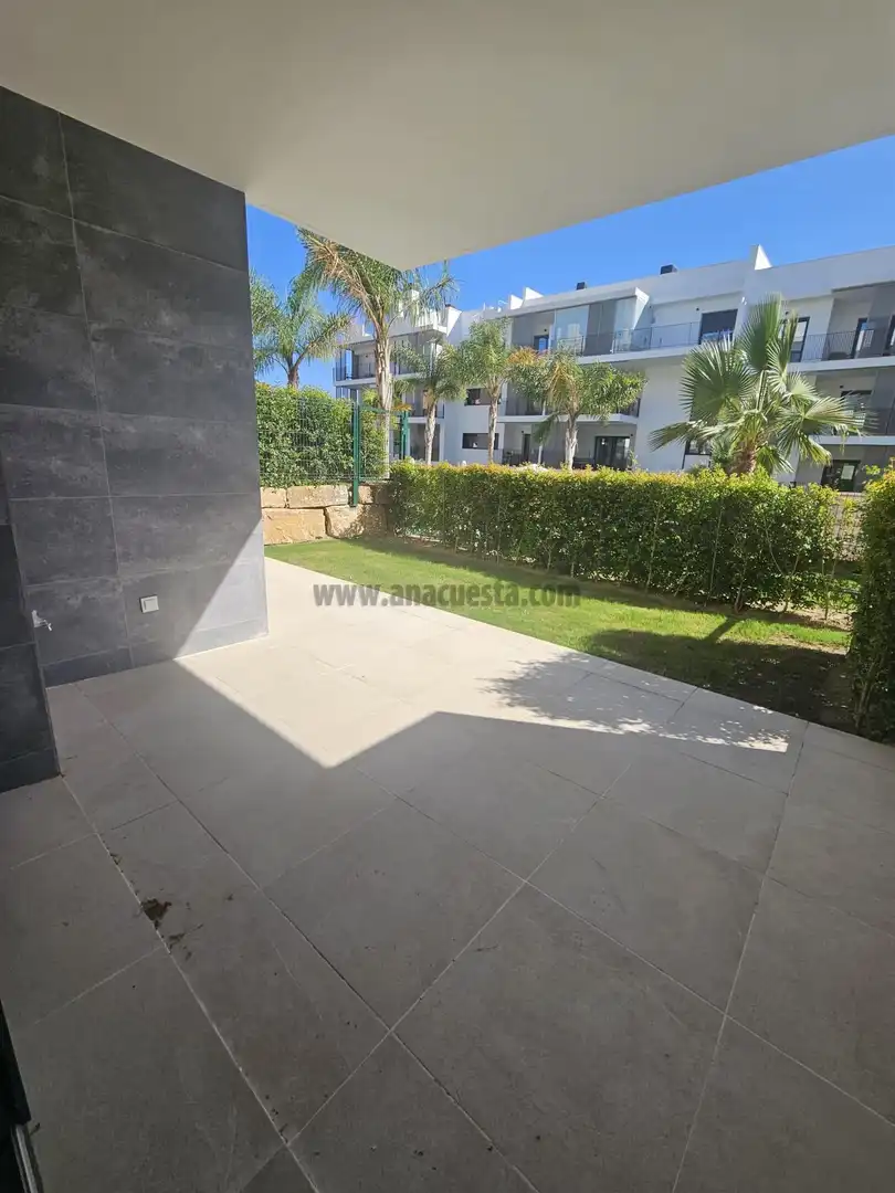 Terraza de Apartamento en venta en Estepona con Aire acondicionado, Terraza y Piscina comunitaria