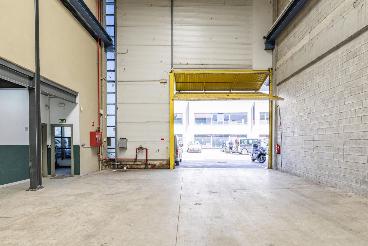 Fabrikhallen miete in Hernani