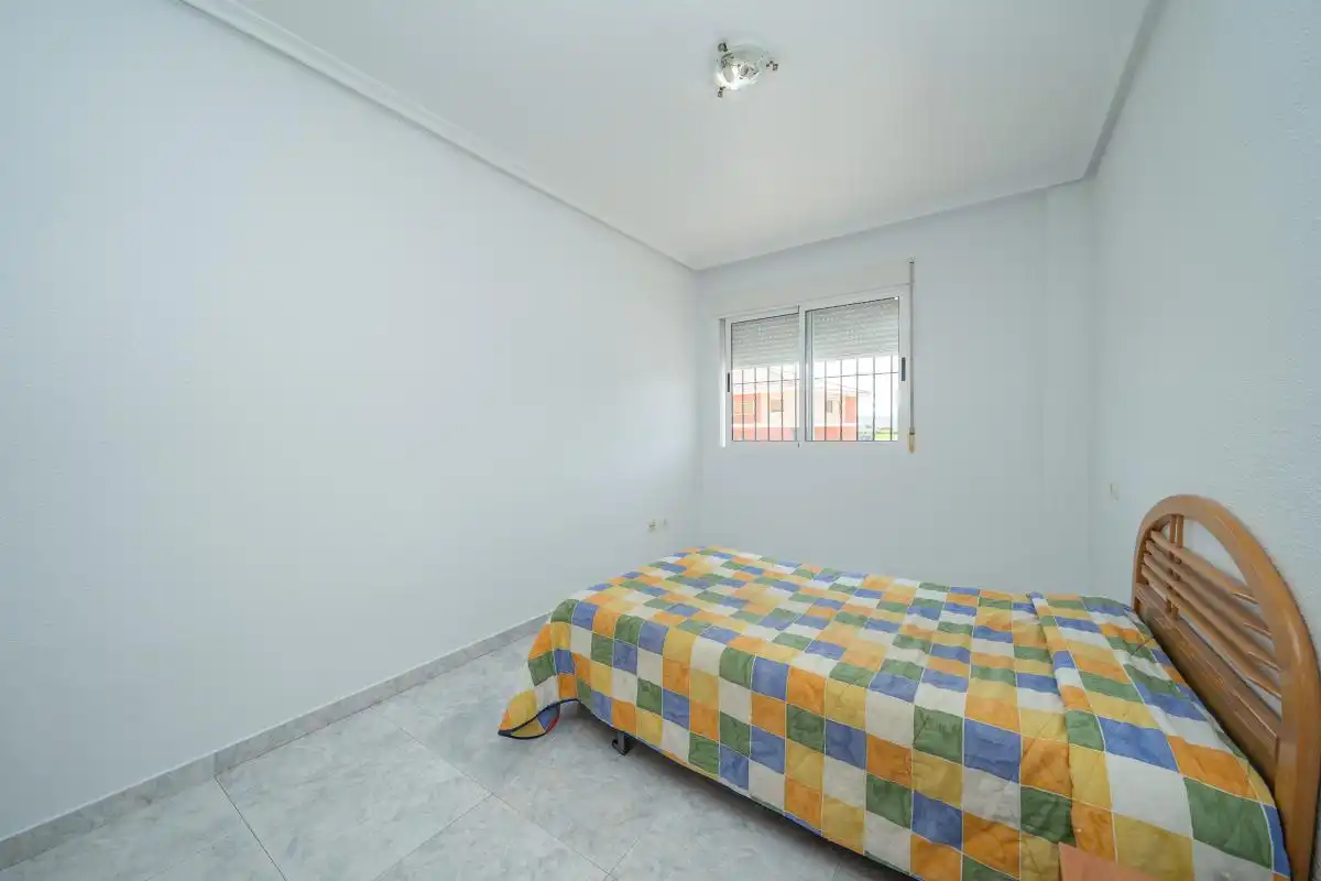 Habitación de Piso en venta en Orihuela con Calefacción y Trastero